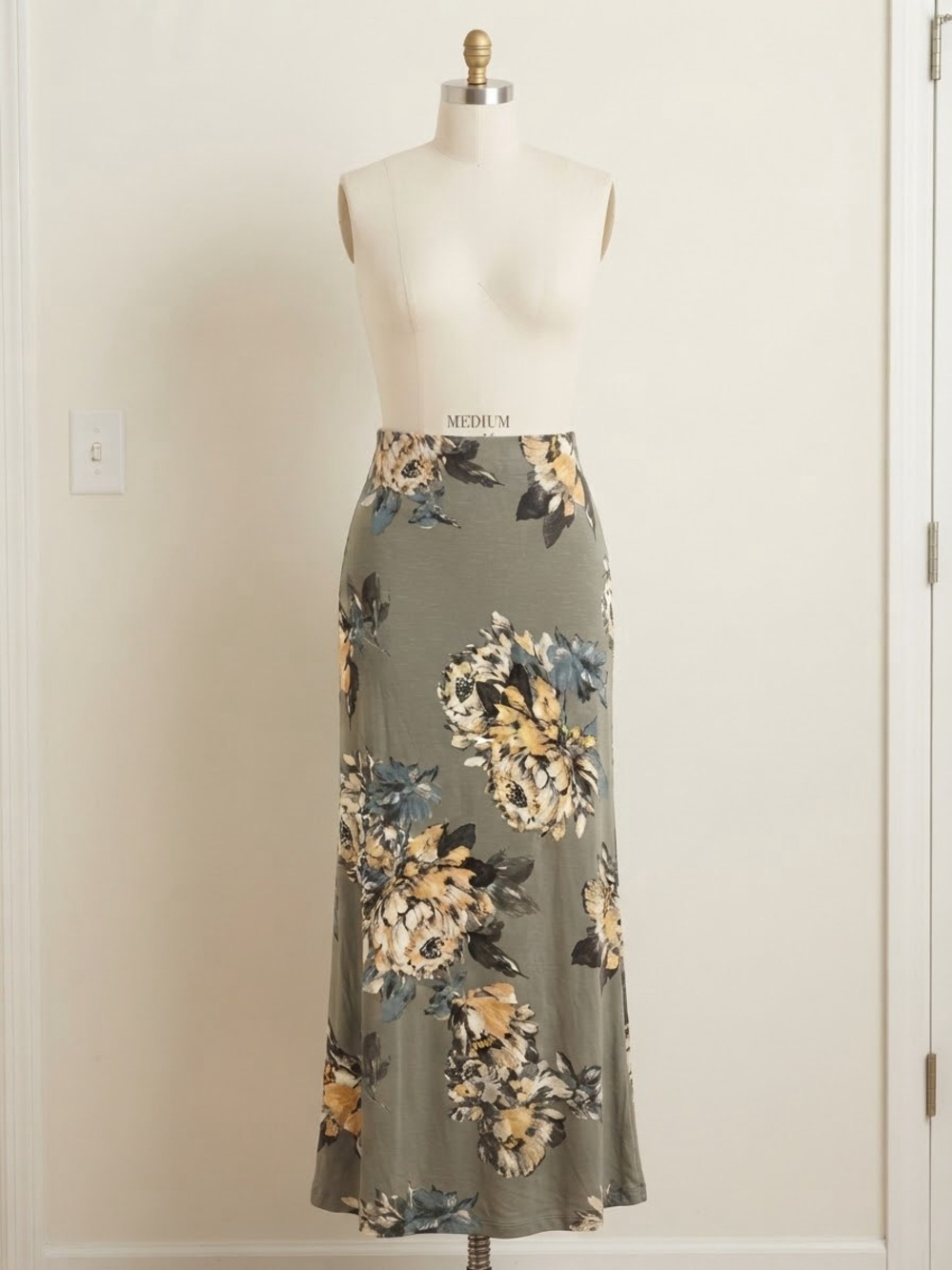 J. Jill Olive Green Floral Maxi Skirt with Gold & Blue Blooms
